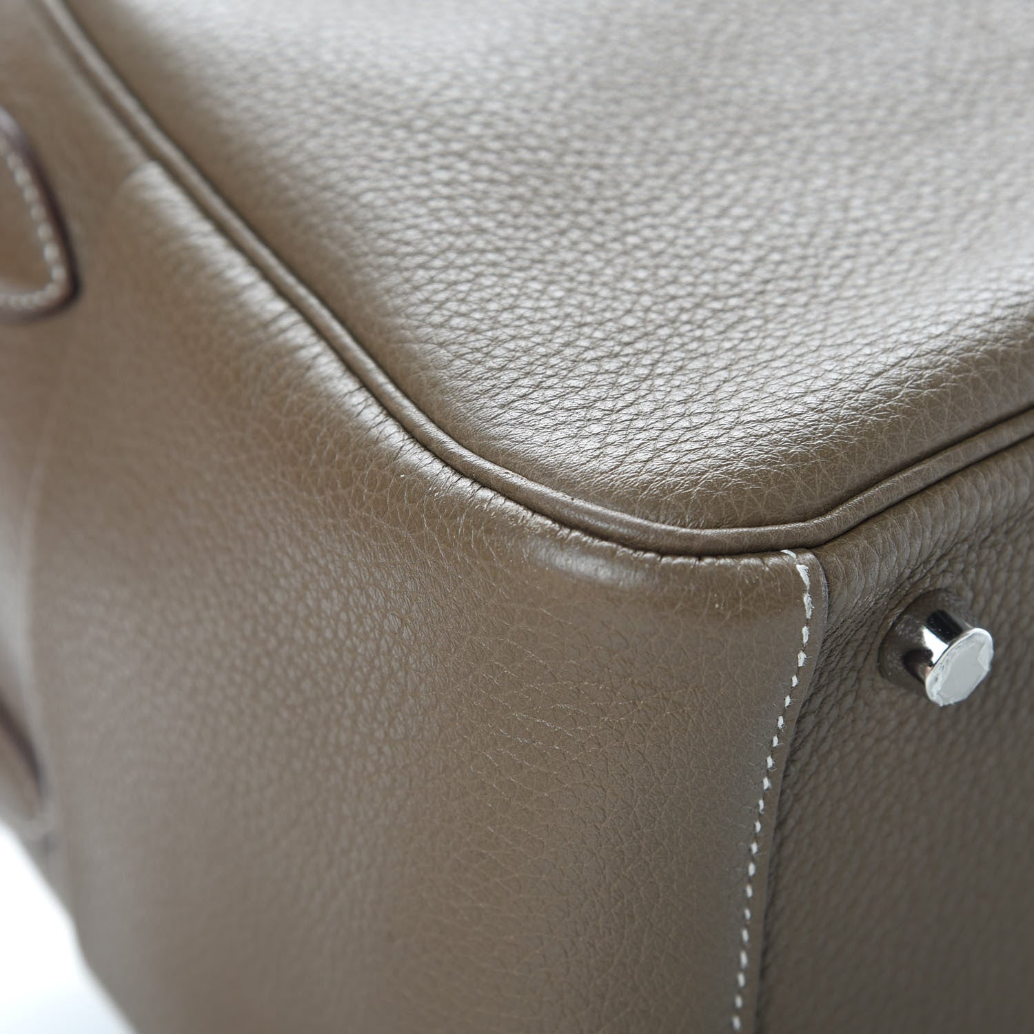 Hermes Taurillon Clemence Lindy 26 Etoupe 9 of 14