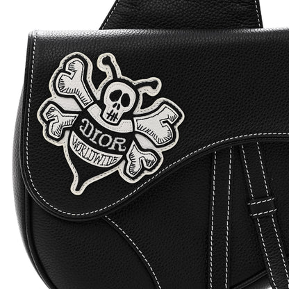 Christian Dior X SHAWN STUSSY Grained Calfskin Bee Saddle Bag Black 7 of 9