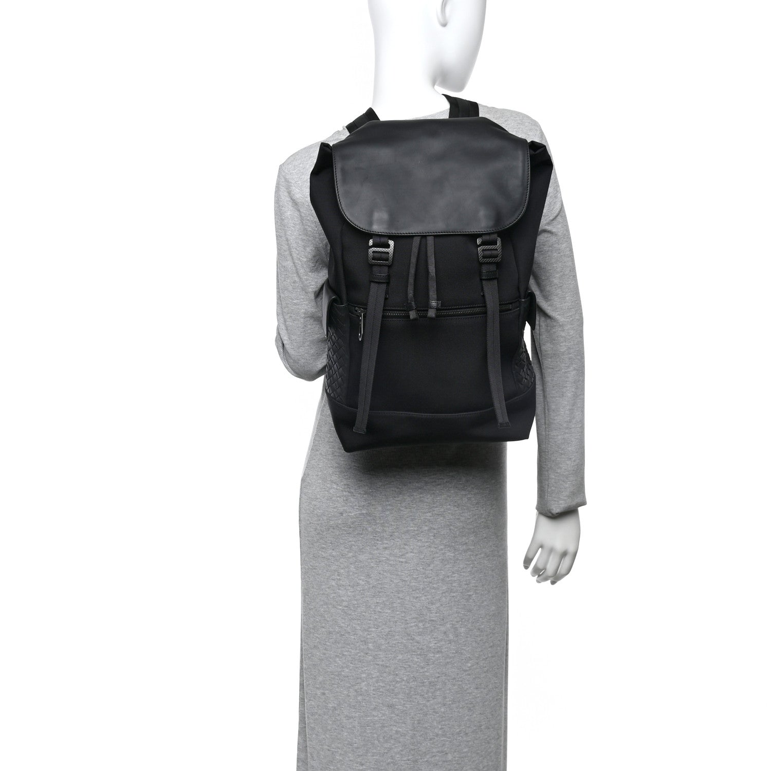 Bottega Veneta Canvas Calfskin Intrecciato Sassolungo Backpack Black 2 of 9