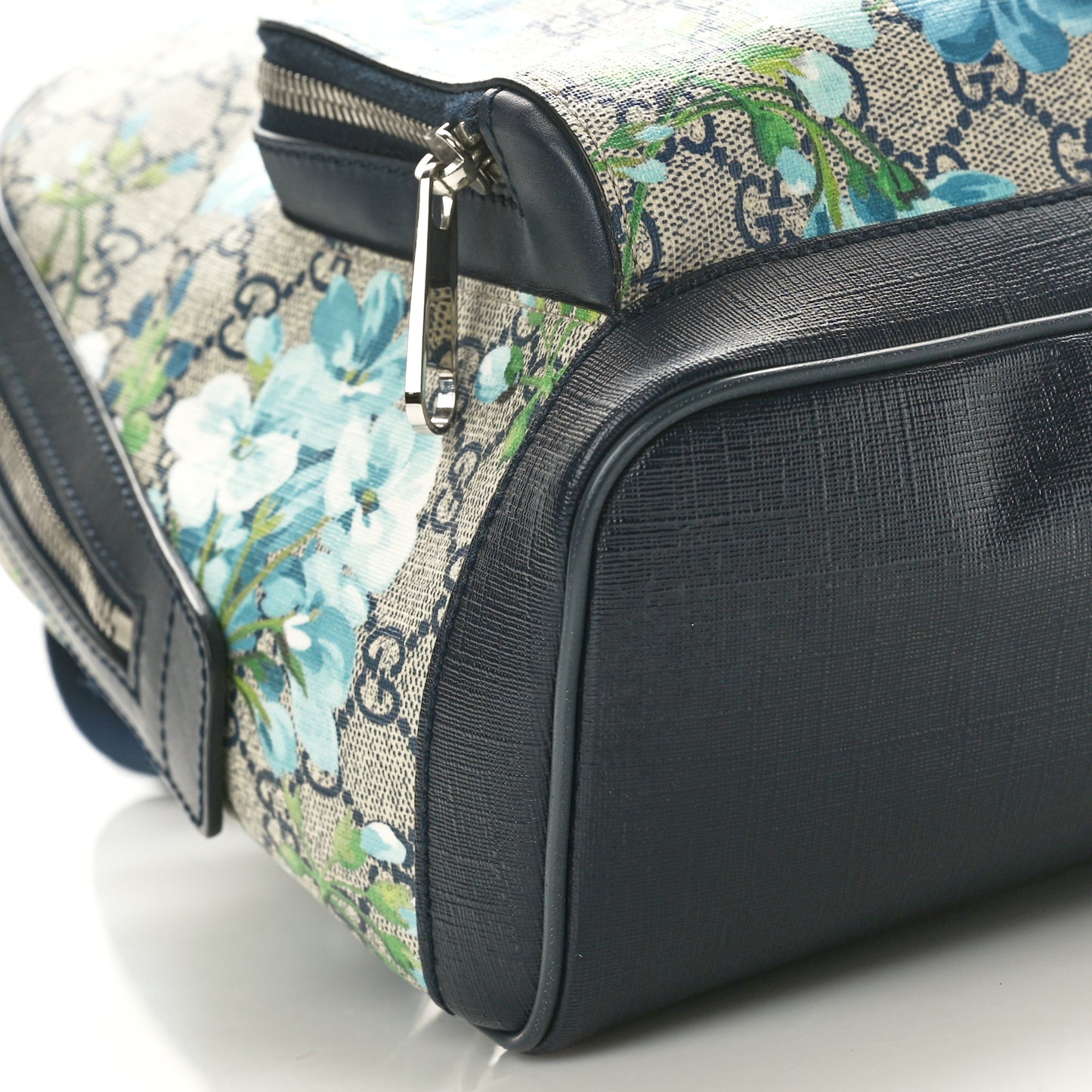 GG Supreme Monogram Blooms Small Day Backpack Blue