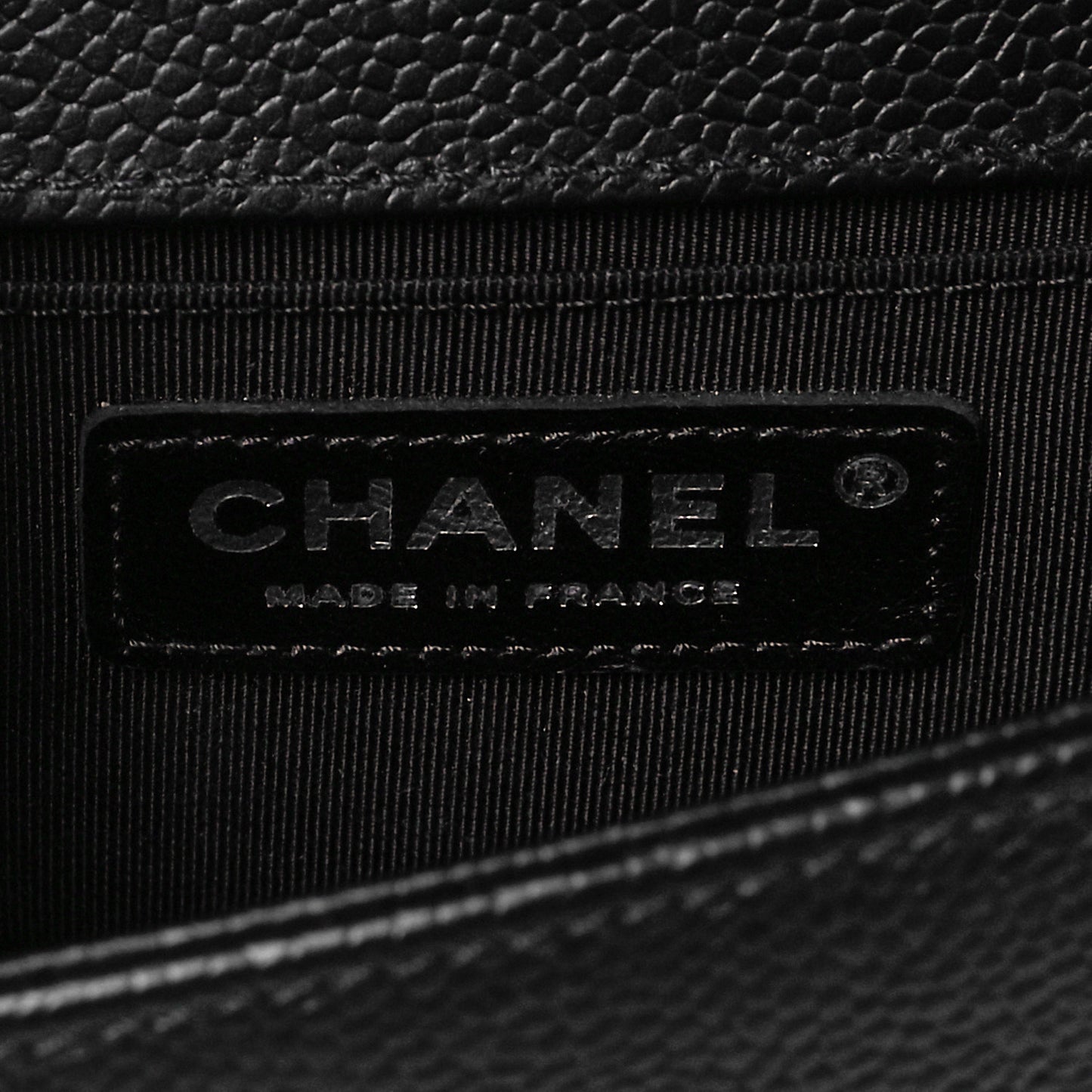 Caviar Chevron Quilted Small Boy Flap Black