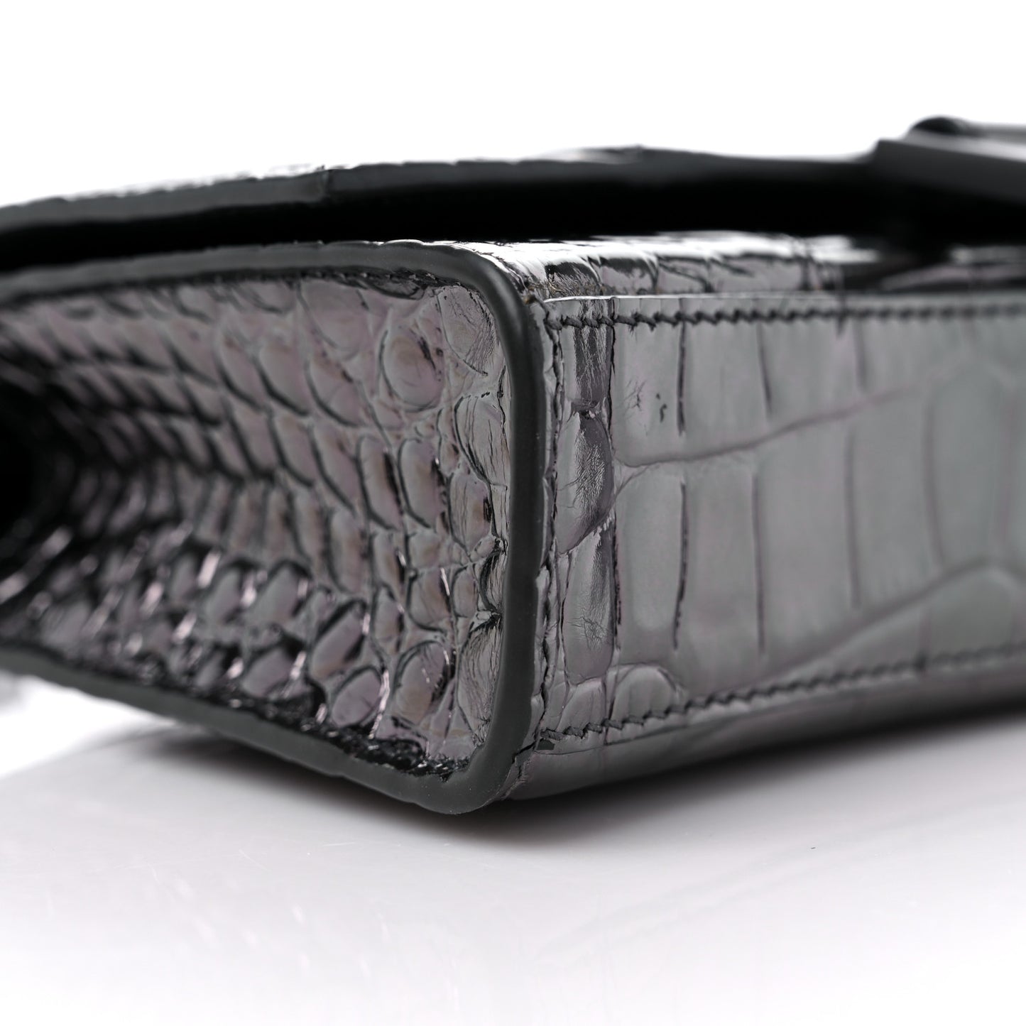 Shiny Calfskin Crocodile Embossed Hourglass Chain Bag Gunmetal