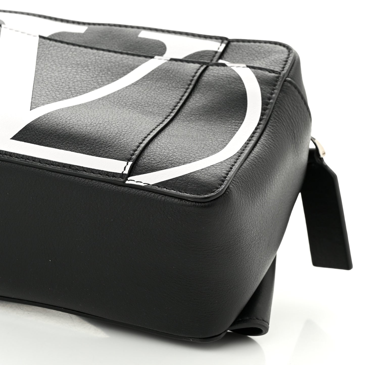 Calfskin Mens VLogo Belt Bag Black White