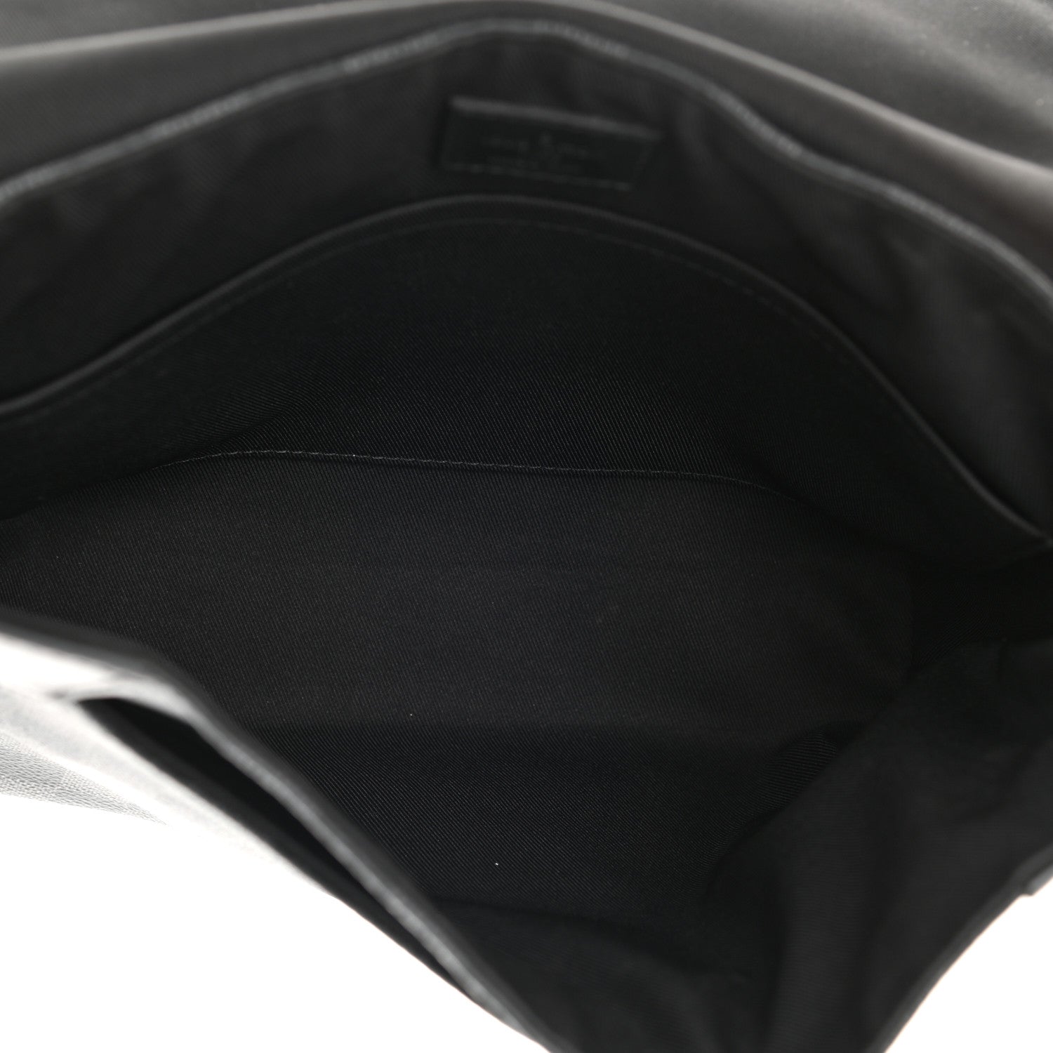 Louis Vuitton Damier Graphite District PM 5 of 11