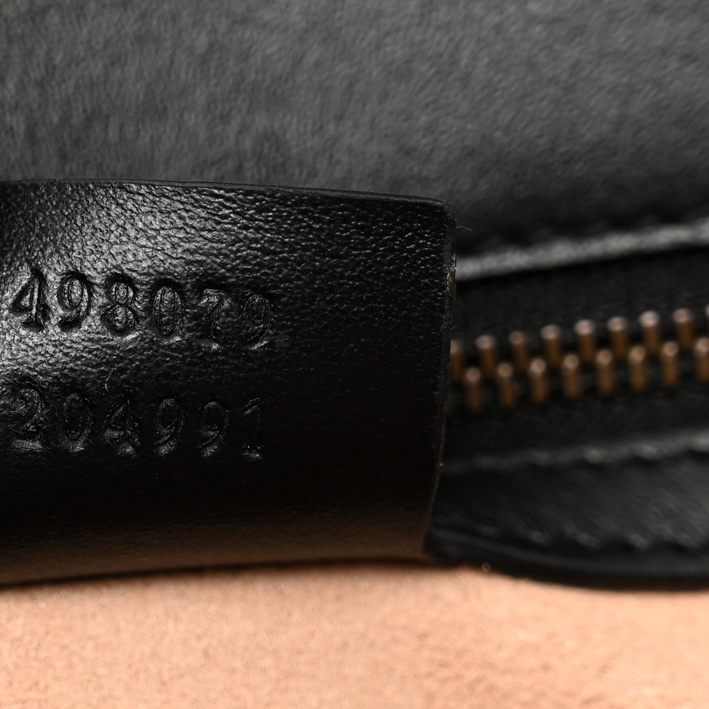 Calfskin Matelasse GG Marmont Clutch Black