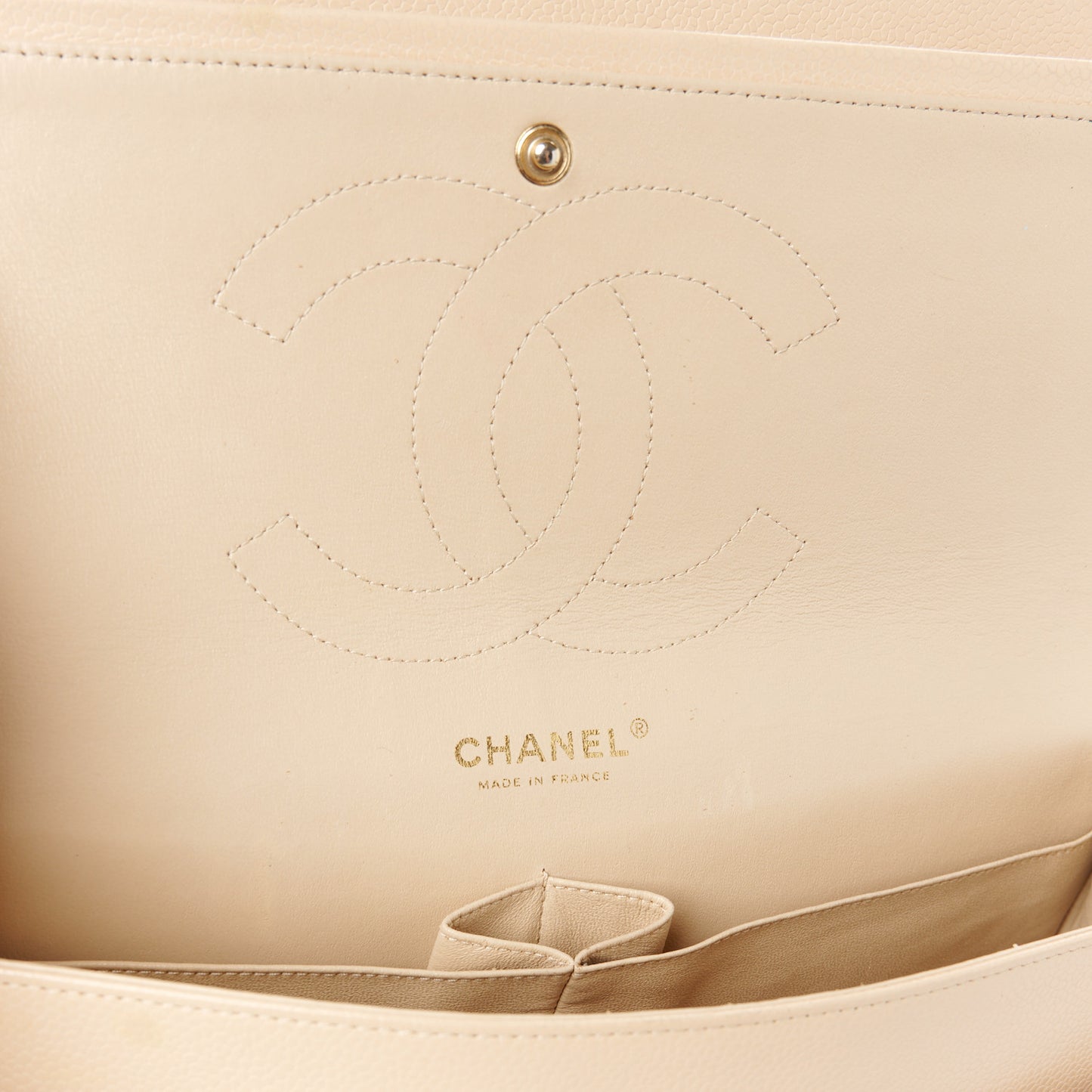 Caviar Quilted Jumbo Double Flap Beige Clair