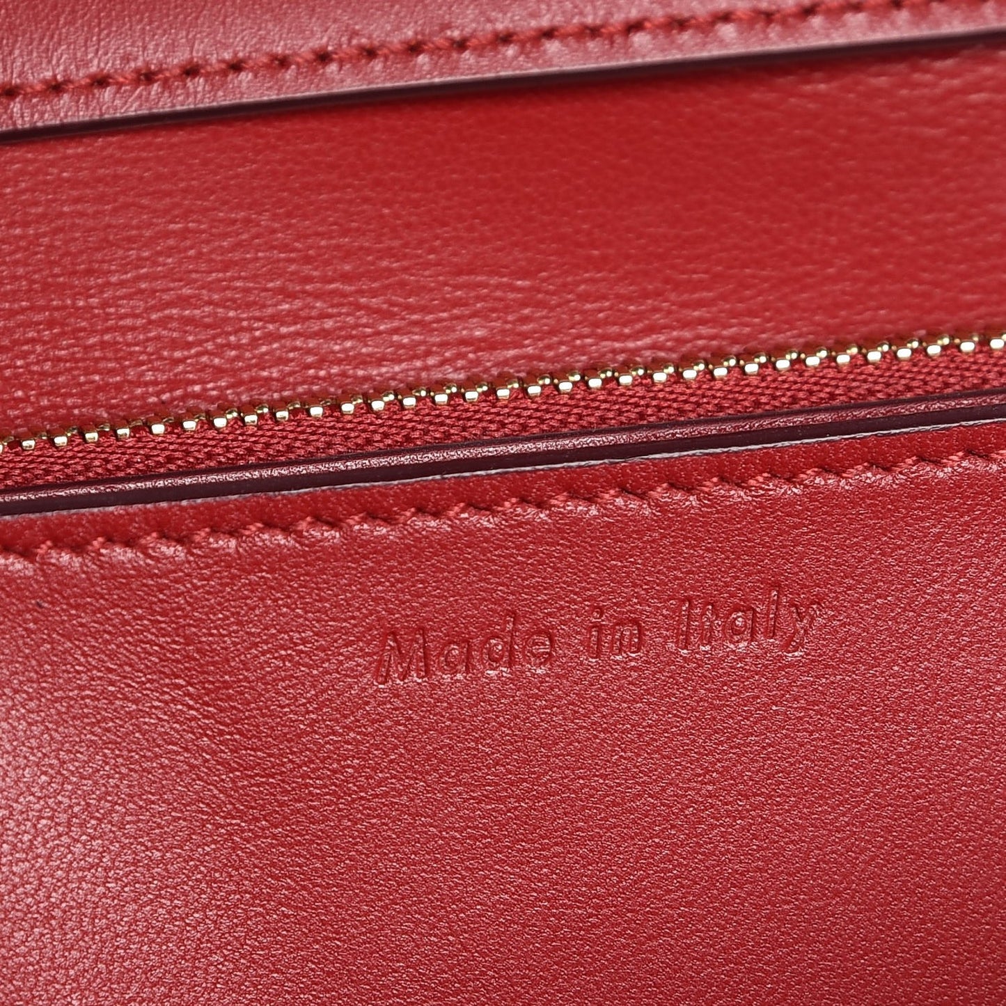 Box Calfskin Medium Classic Box Flap Bag Red