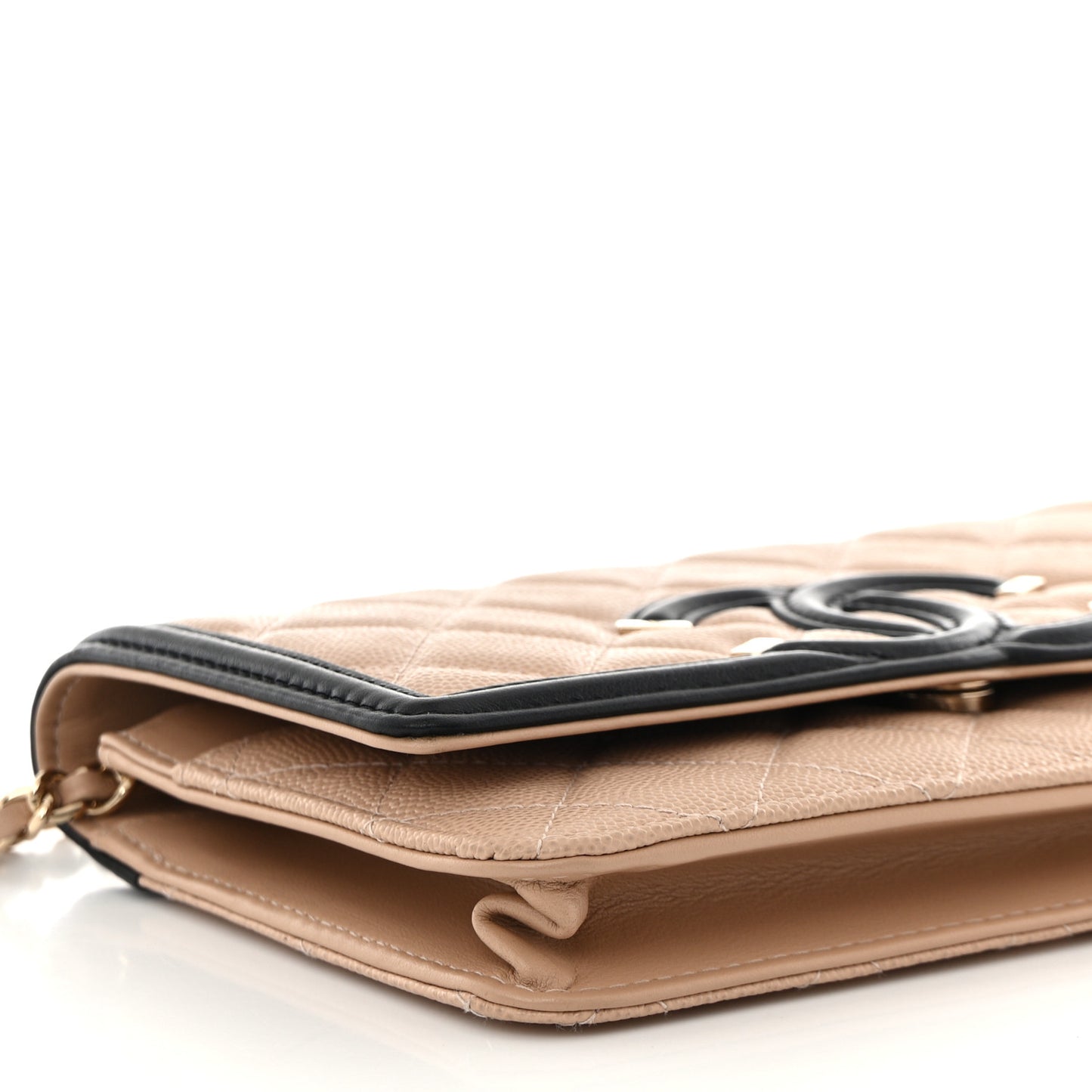 Caviar Quilted CC Filigree Wallet On Chain WOC Beige Black