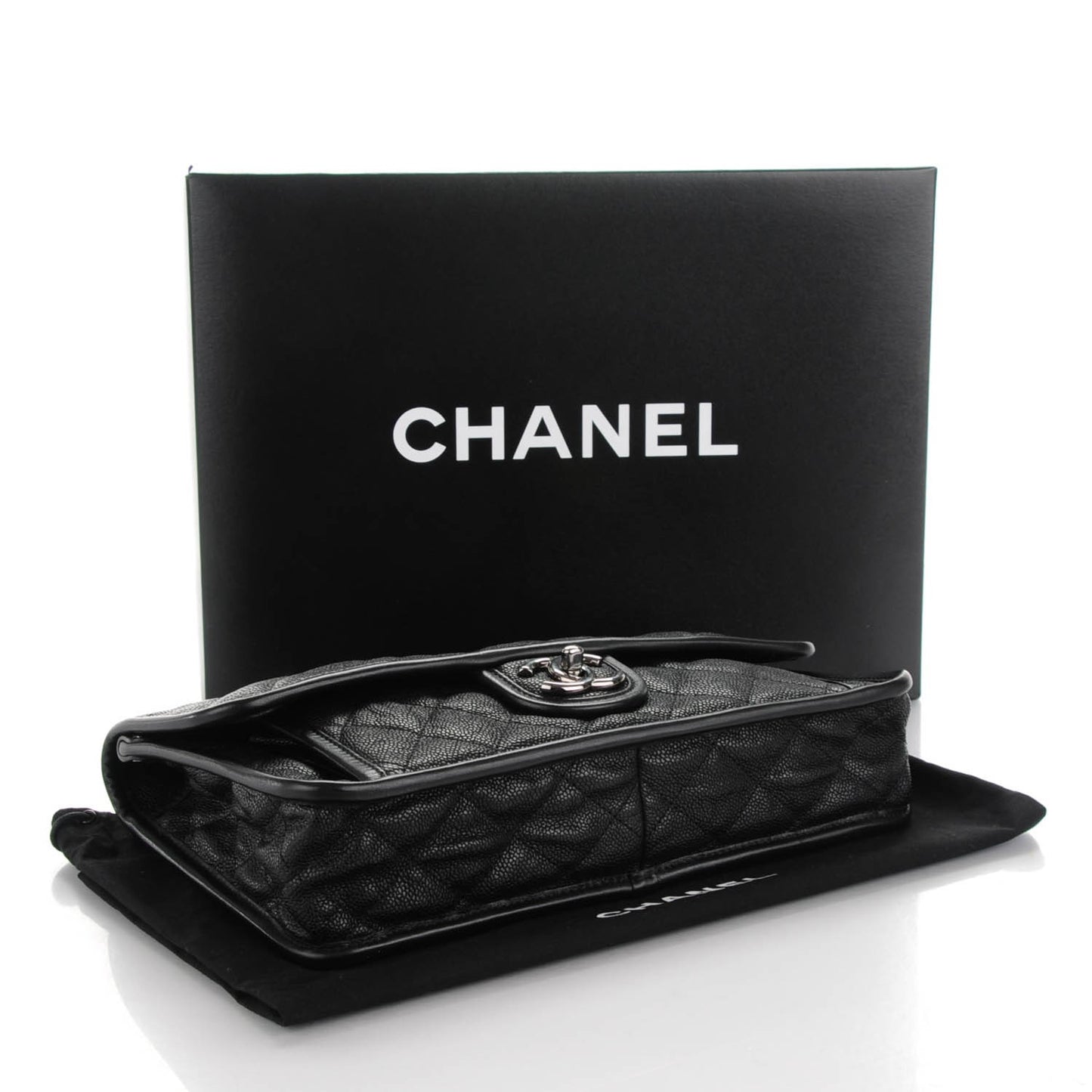 Caviar Quilted Medium French Riviera Flap Black