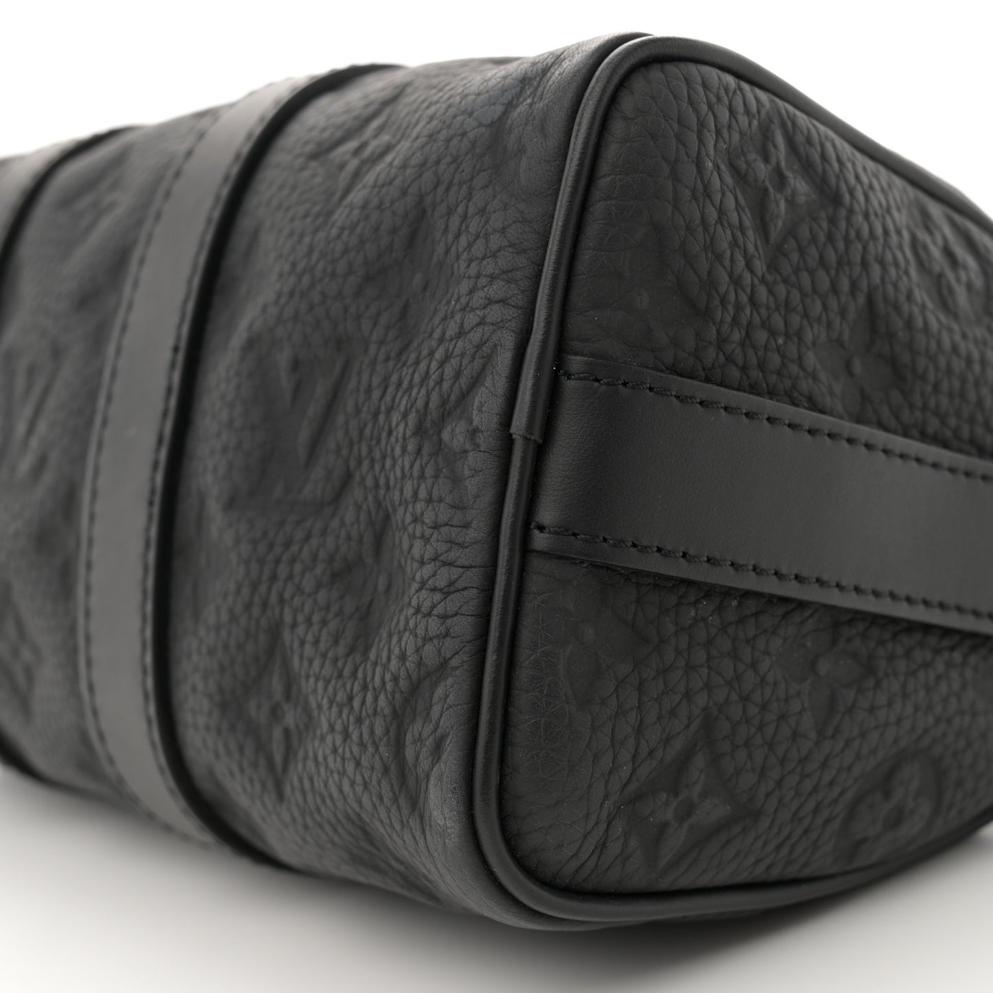 Monogram Taurillon Keepall Bandouliere 25 Black