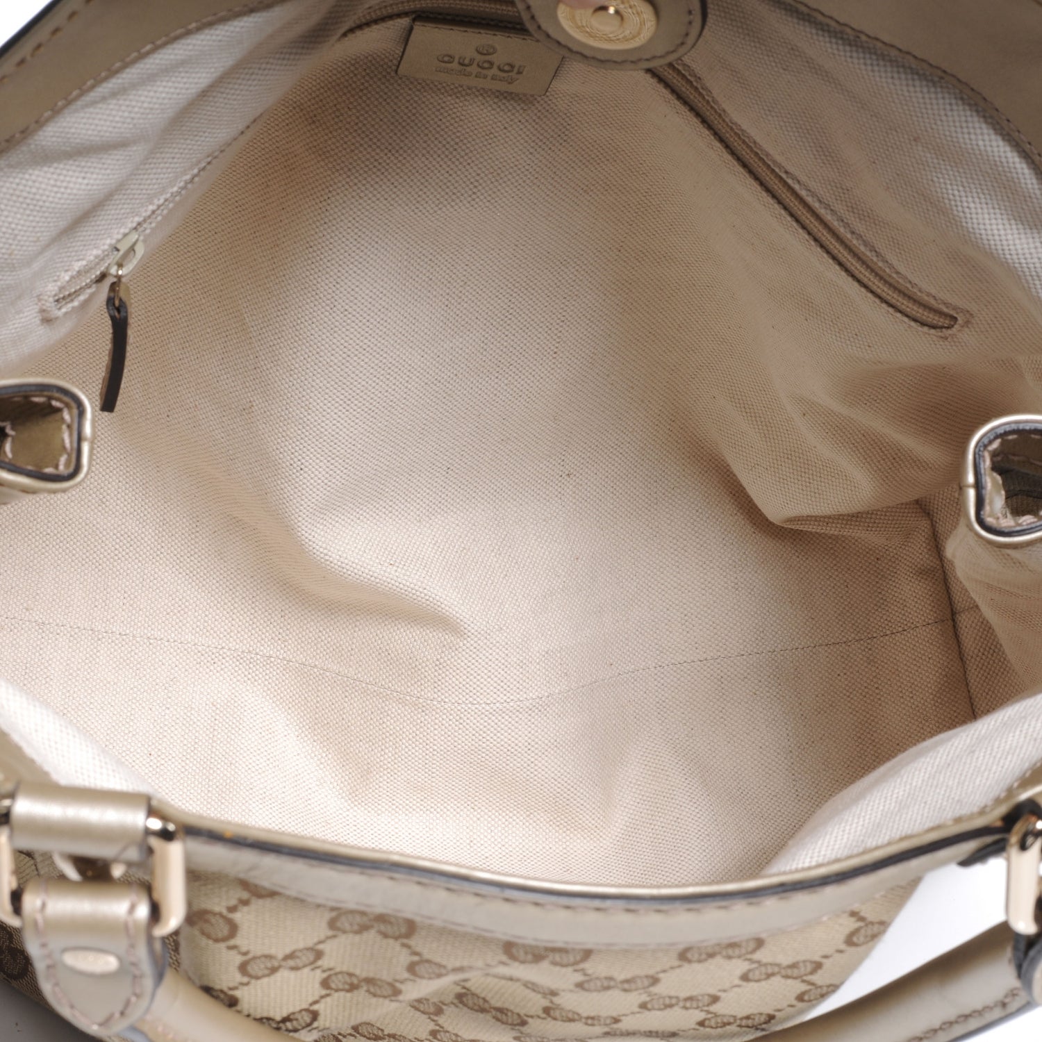 Gucci Monogram Medium Sukey 5 of 7