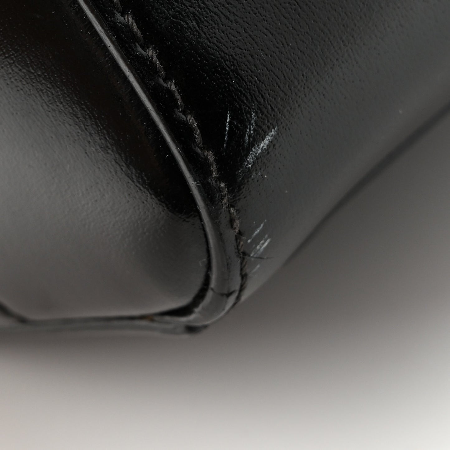 Shiny Lord Calfskin Mini Antigona Black