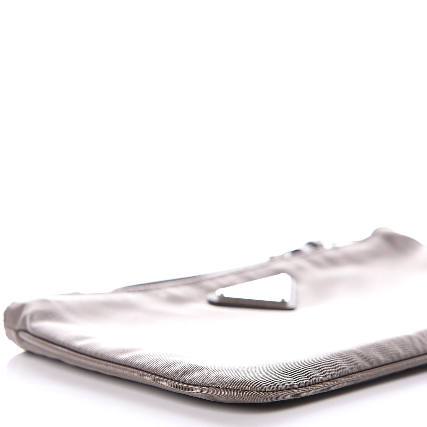 Tessuto Nylon Saffiano Wristlet Argilla
