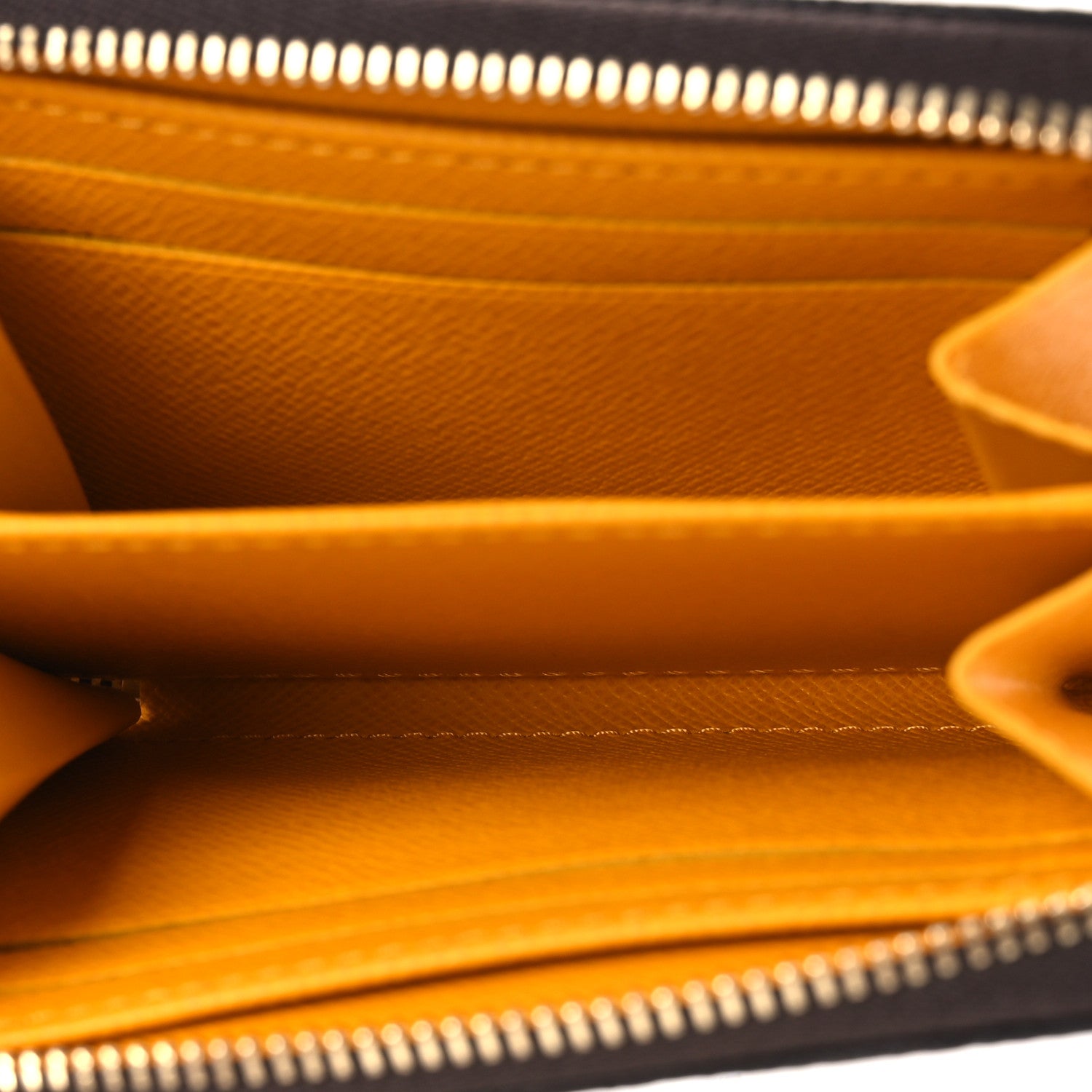 Louis Vuitton Monogram 2022 Christmas Animation New York Soho Zippy Coin Purse Yellow 5 of 8