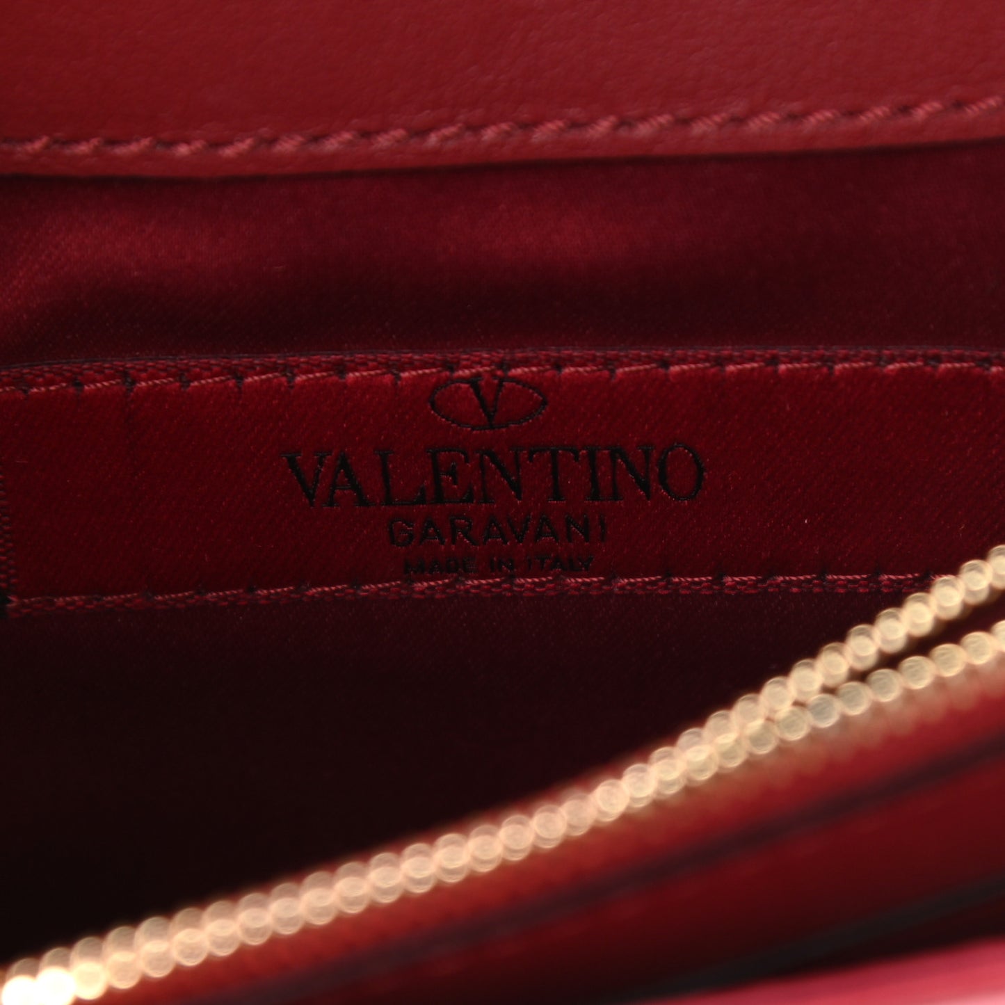 Calfskin Rockstud Wallet on Chain Camelia