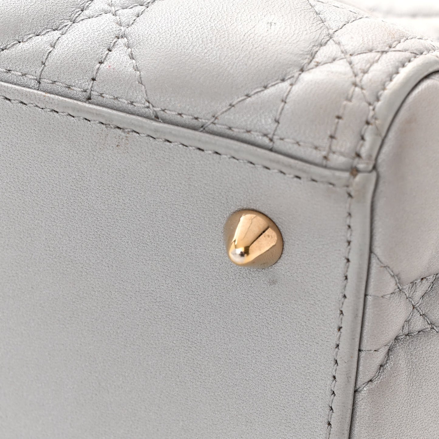 Pearly Lambskin Cannage Medium Lady Dior Grey