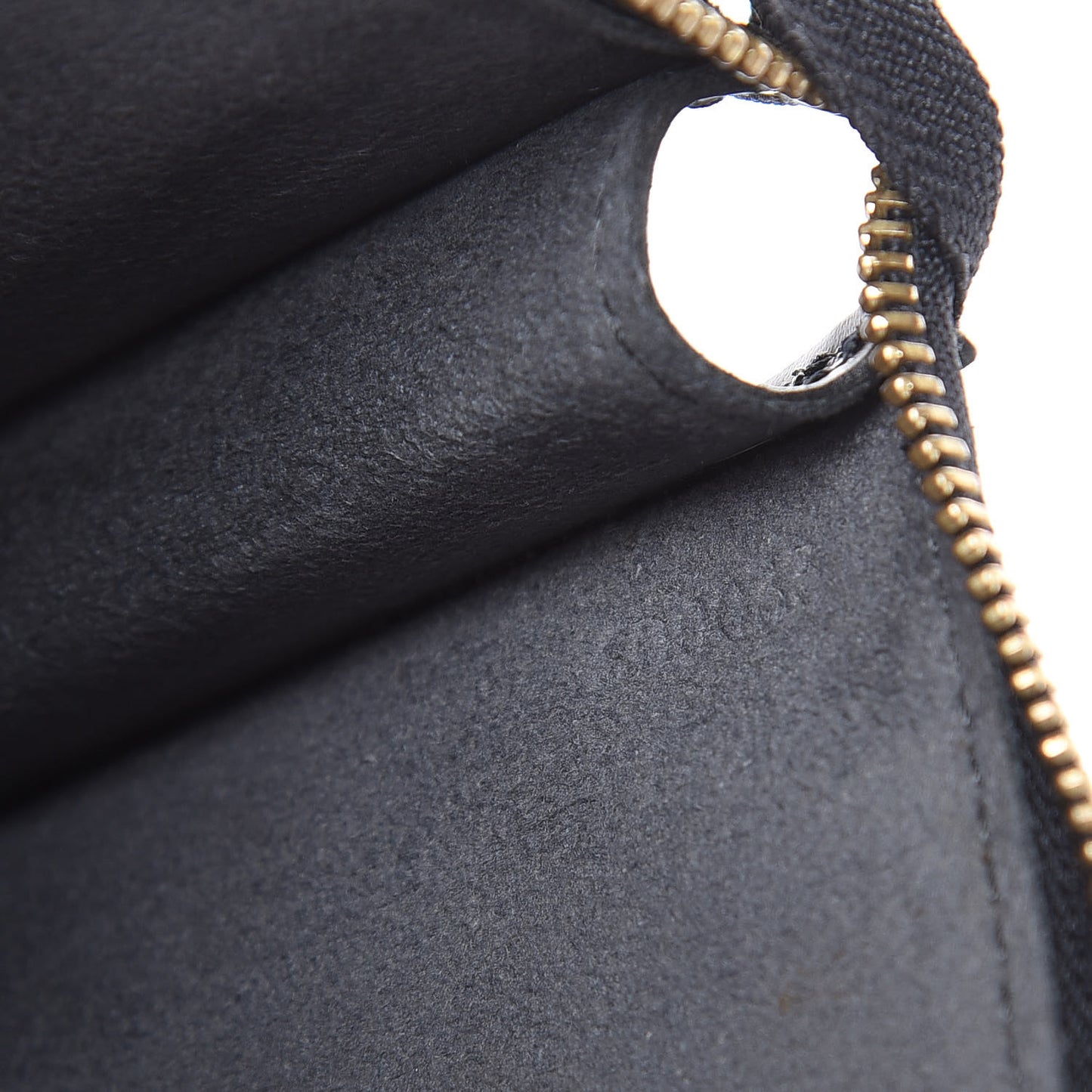 Epi Pochette Accessories 24 Black