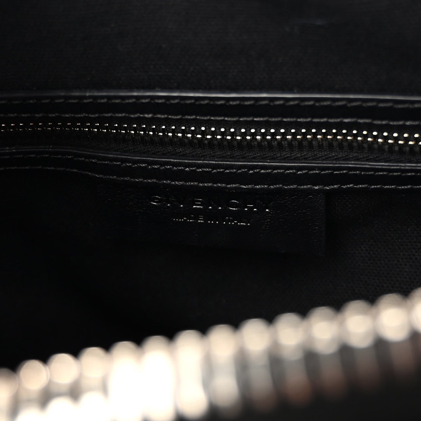 Calfskin Crocodile Embossed Small Antigona Black
