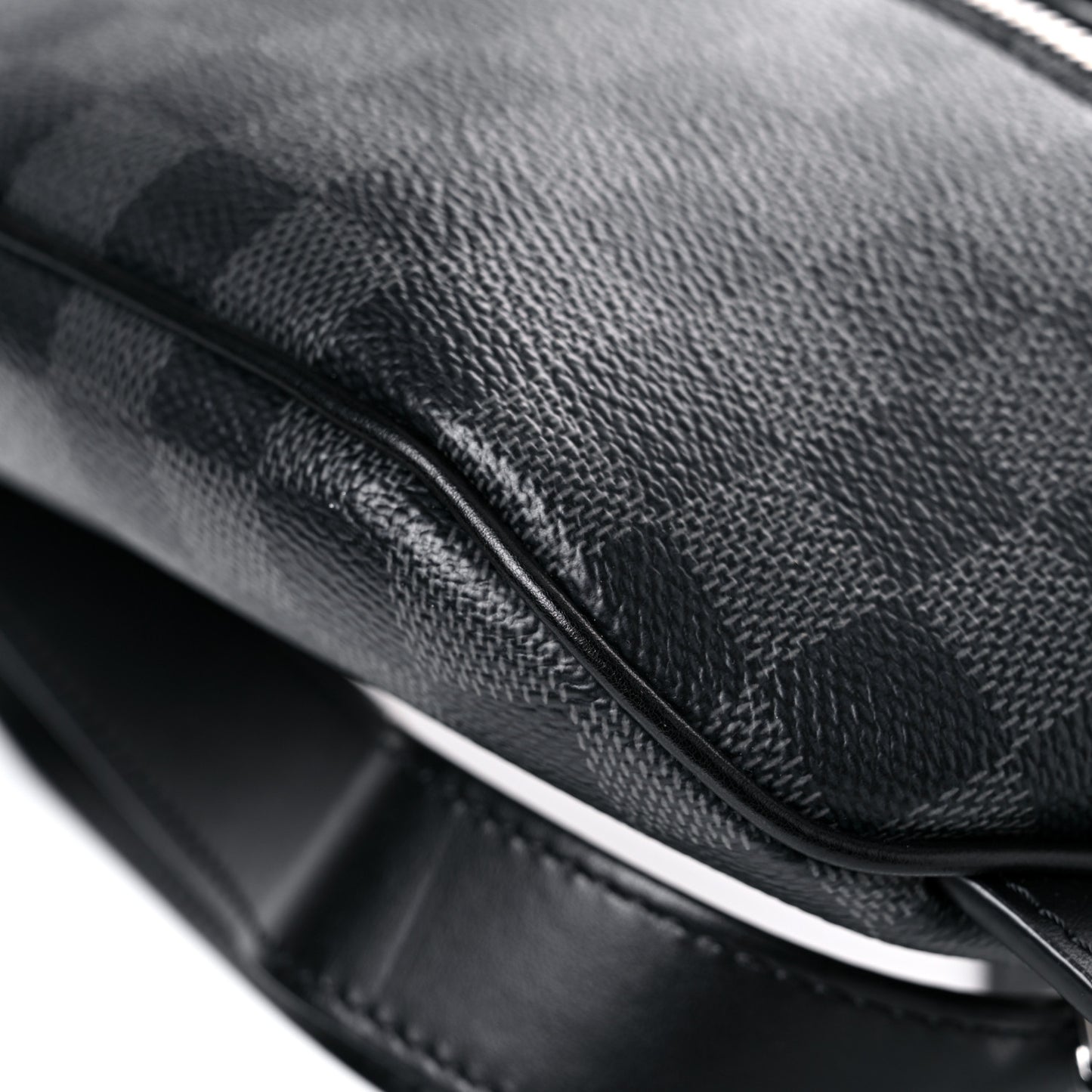 Damier Graphite Campus Bumbag Black