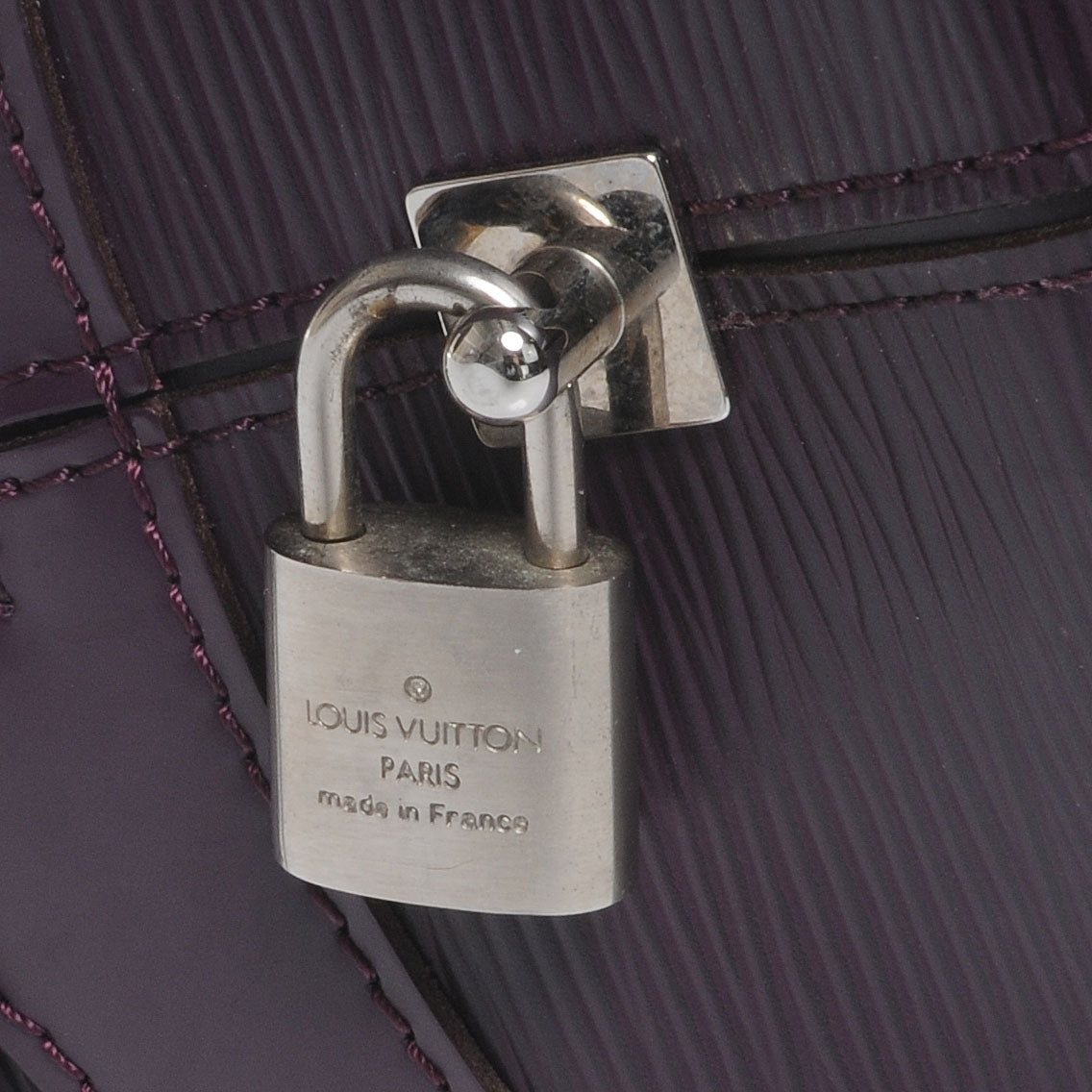 Louis Vuitton Epi Bowling Montaigne PM Cassis 5 of 8