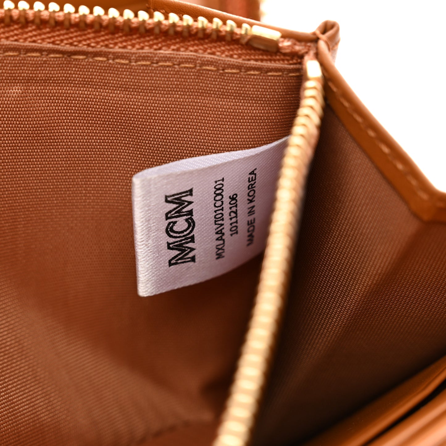 Visetos Large Zip Around Wallet Cognac