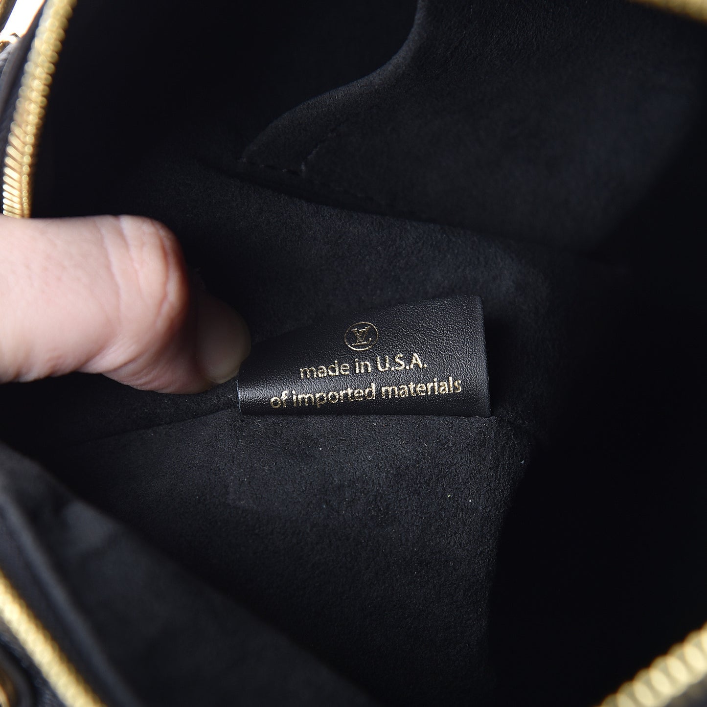 Empreinte V Tote MM Black