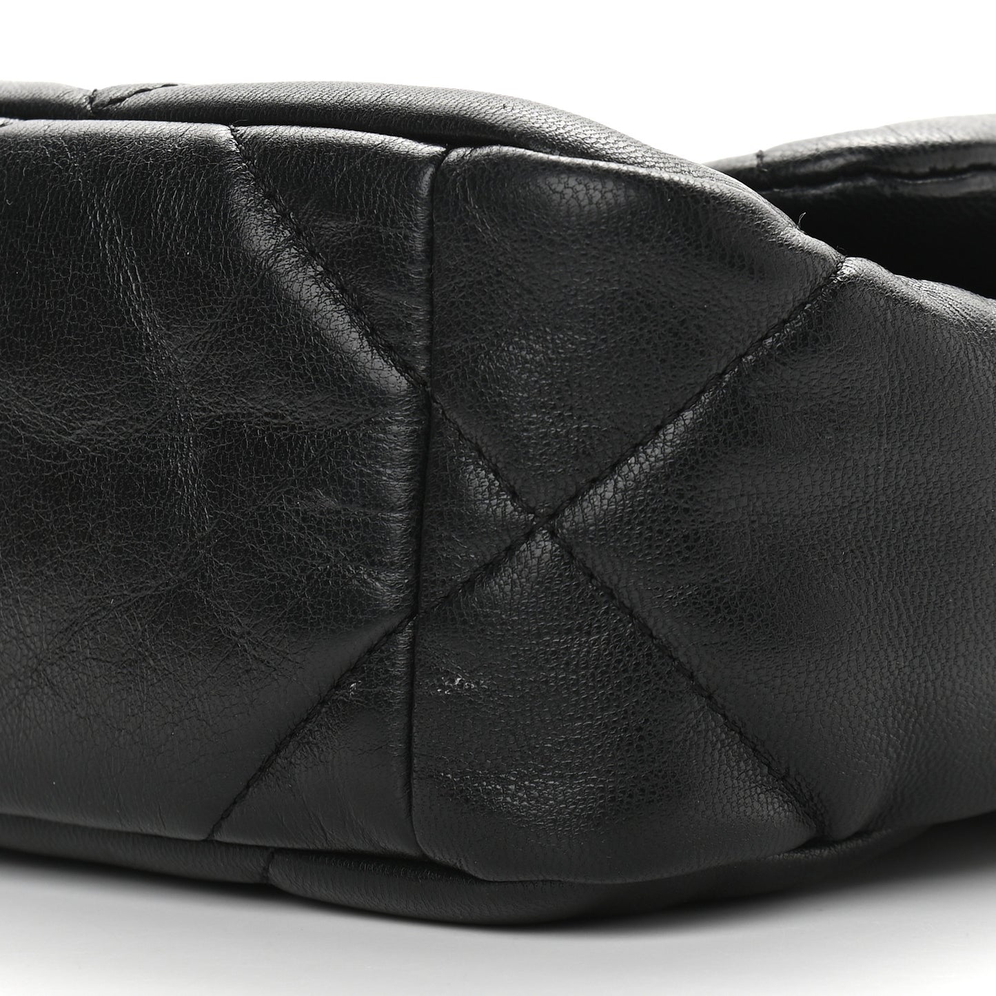 Goatskin Quilted Medium Chanel 19 Flap Black