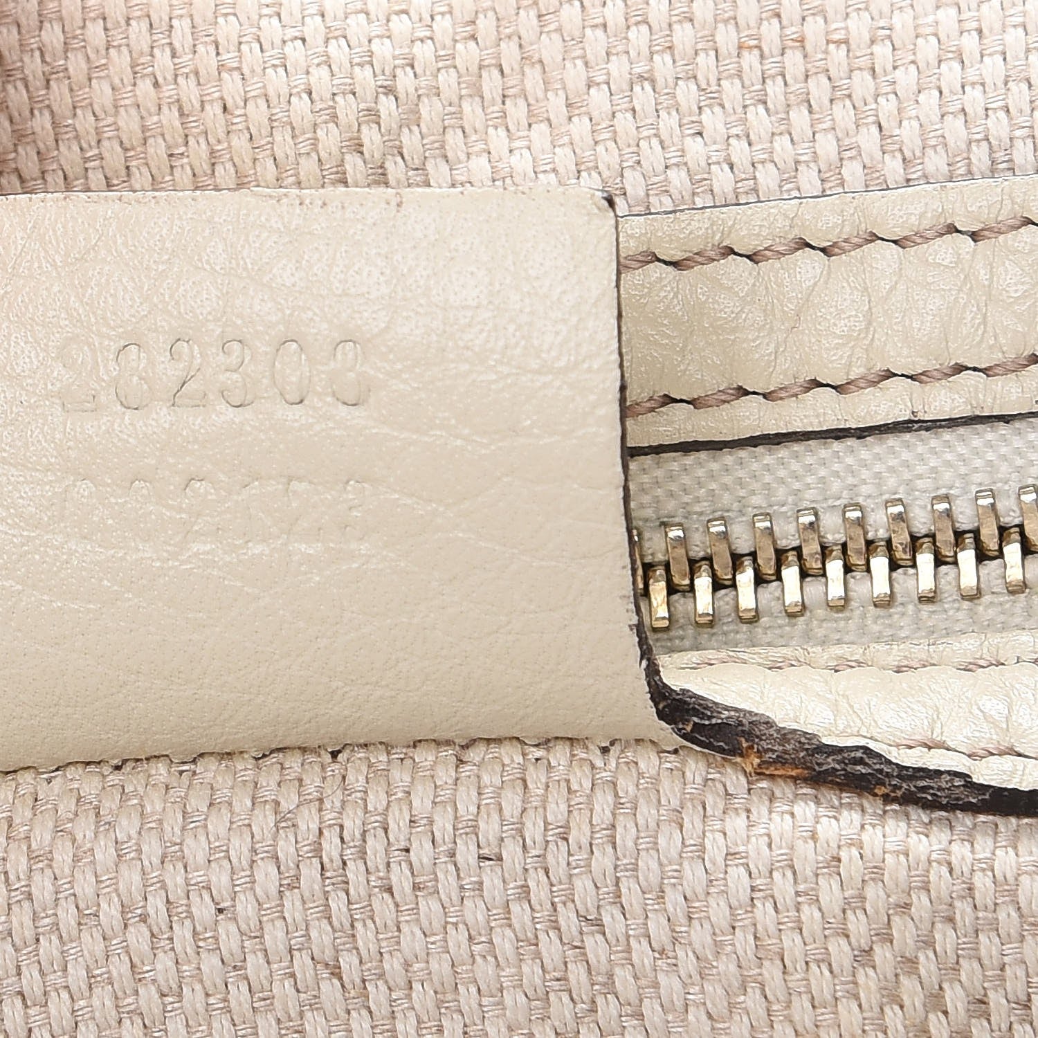 Gucci Pebbled Calfskin Large Soho Shoulder Bag Off White 9 of 15