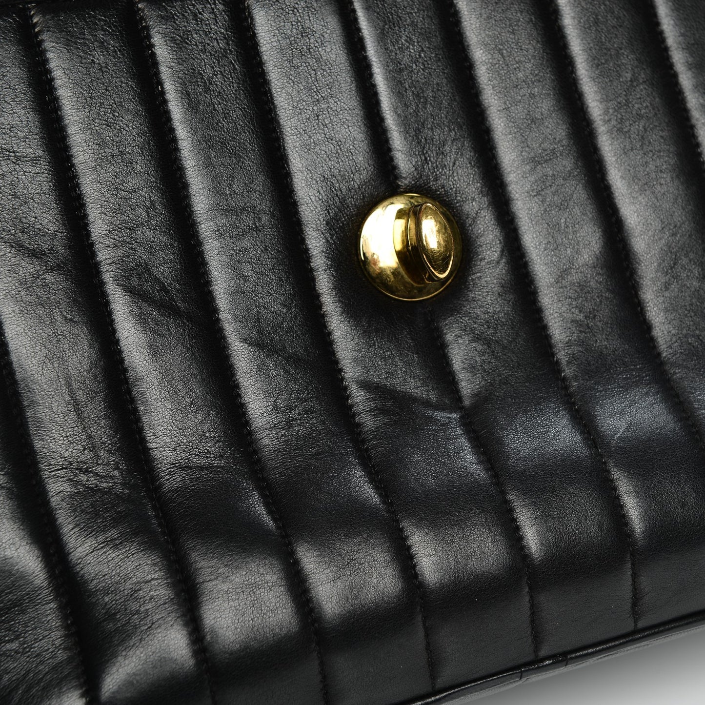 Lambskin Vertical Quilted Flap Camera Case Black