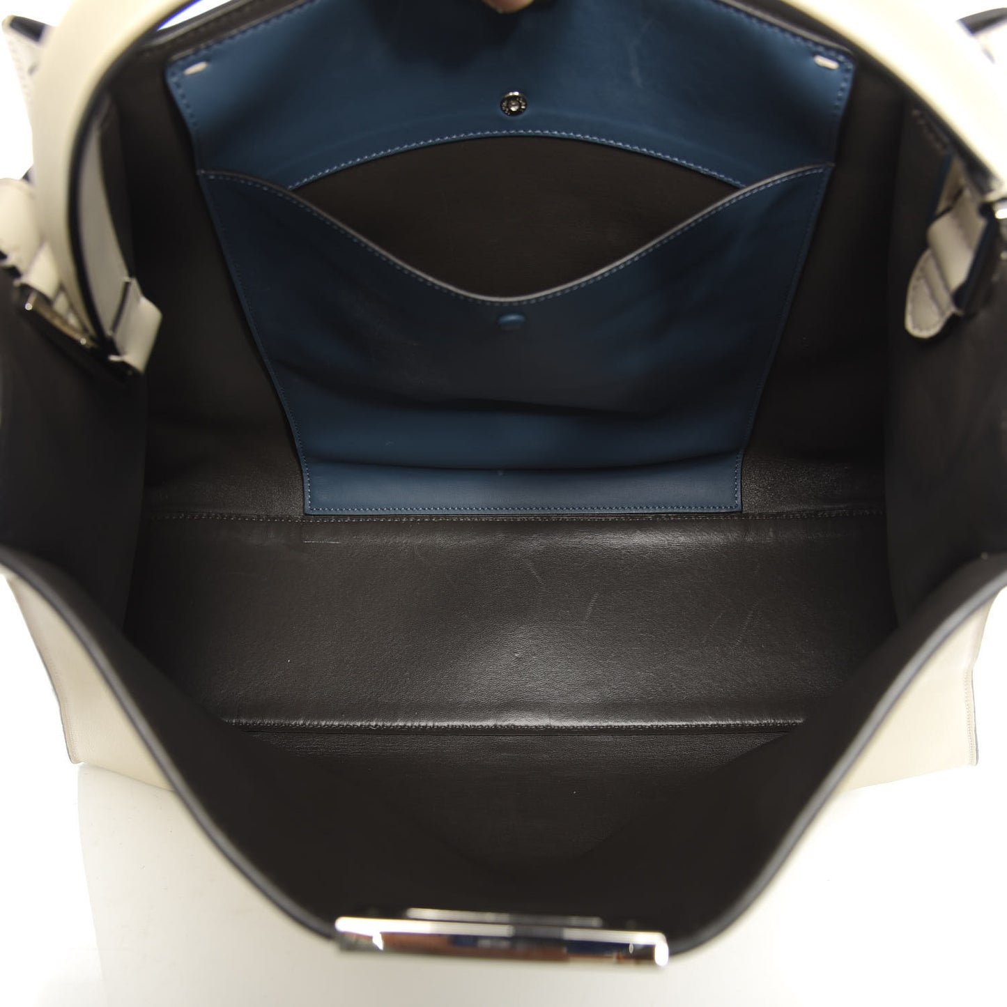 Vitello Seta Century Large Peekaboo X-Lite Latte Balena