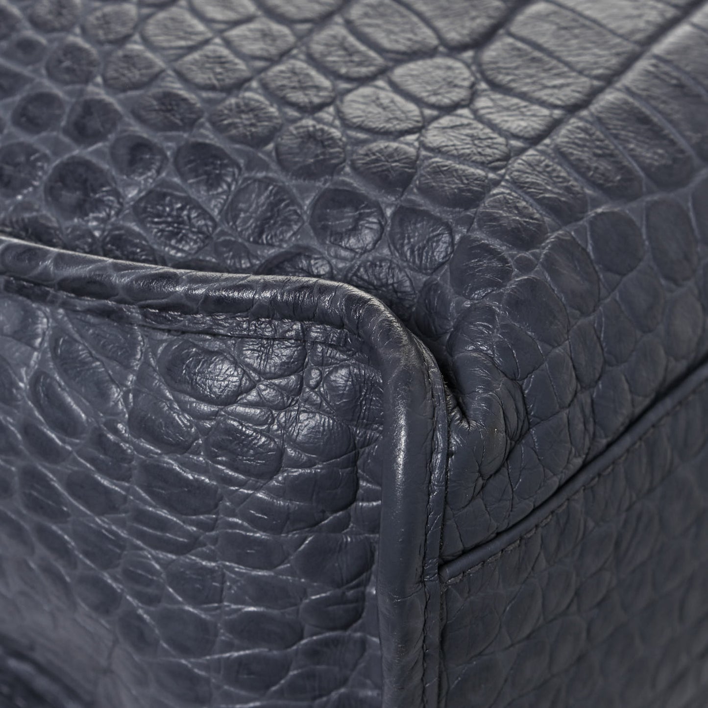 Calfskin Crocodile Embossed Giant 12 Gold Hardware City Gris Beton