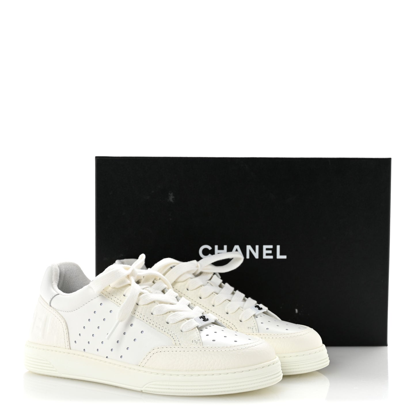 Grained Calfskin Fabric Womens Logo Sneakers 37.5 White 37.5 White