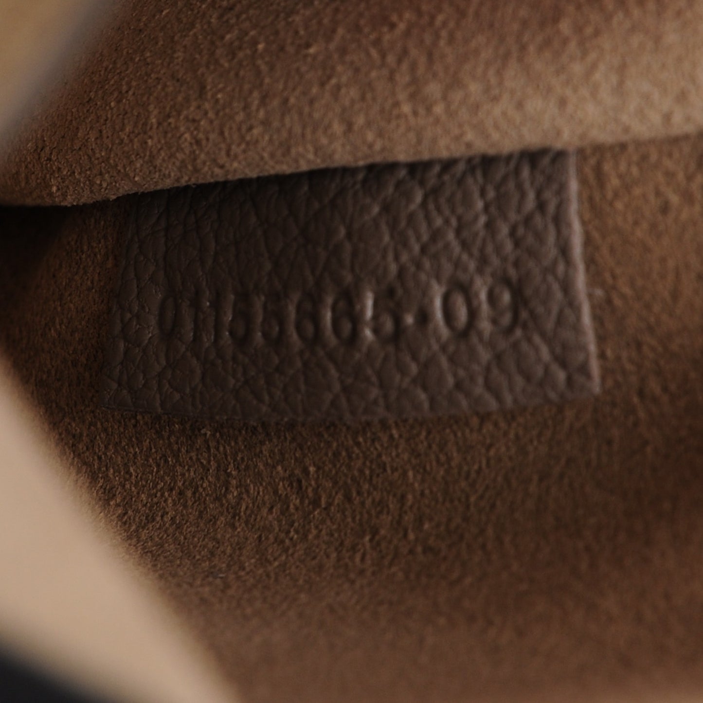 Grained Lambskin Drew Shoulder Bag Motty Grey