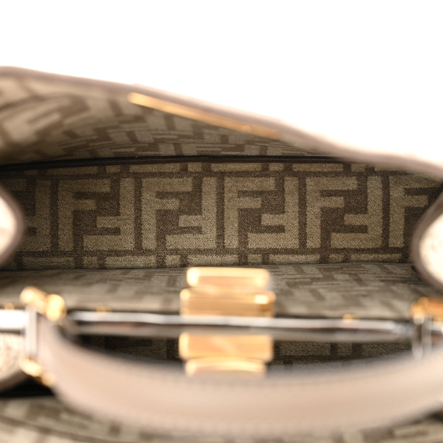 Chenille Vitello Seta FF Small Peekaboo I SEE U Satchel Tortora Nuvola