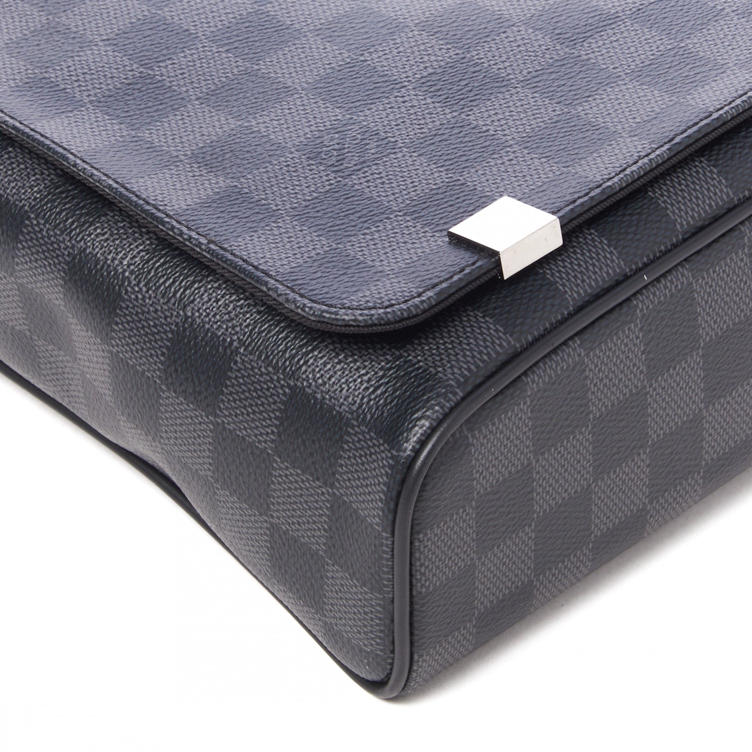 Louis Vuitton Damier Graphite District PM 6 of 7