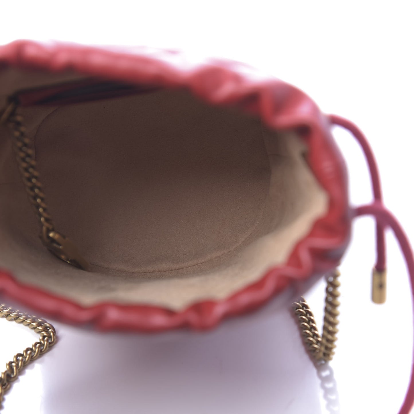 Calfskin Matelasse Mini GG Marmont 2.0 Bucket Bag Hibiscus Red