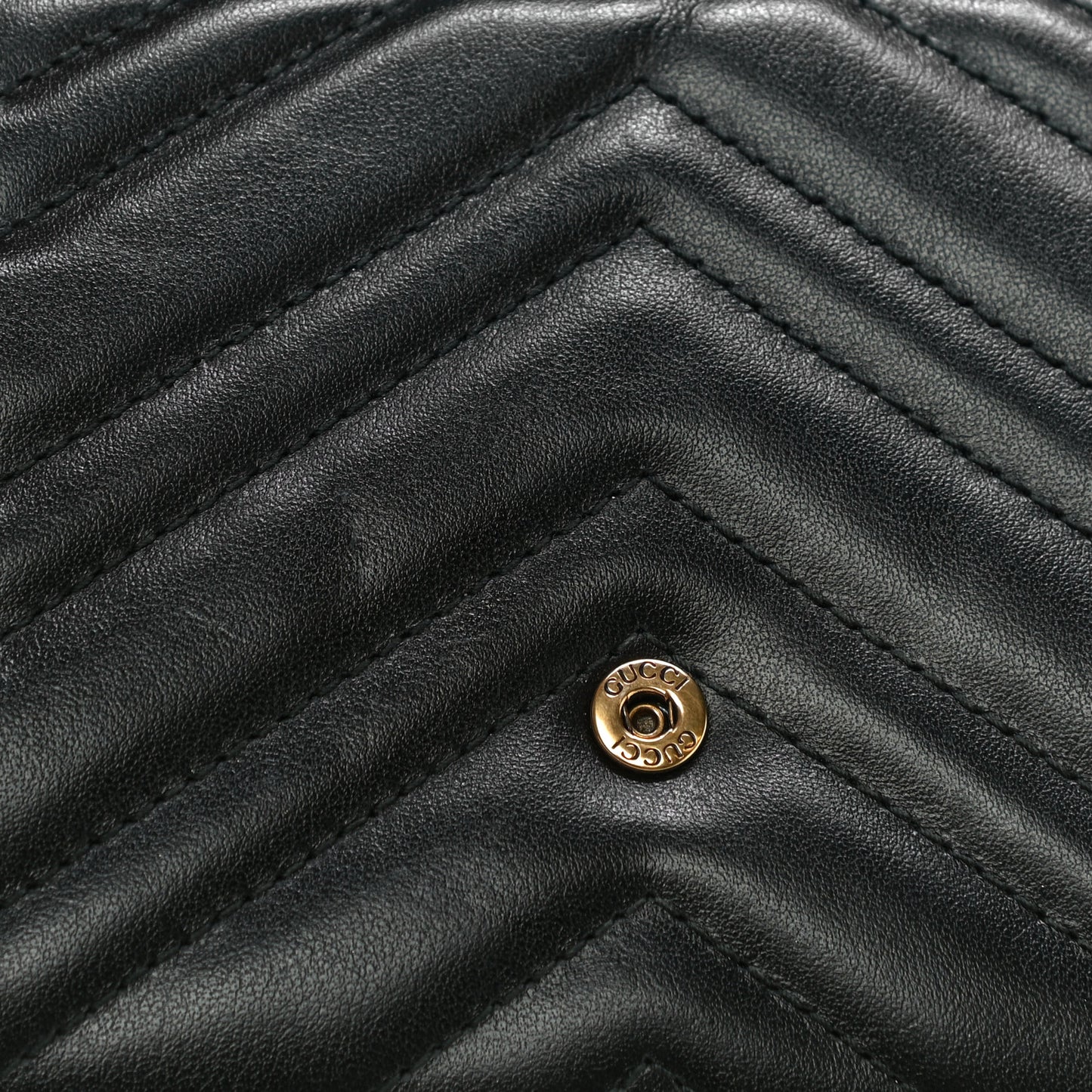 Calfskin Matelasse GG Marmont Chain Wallet Black