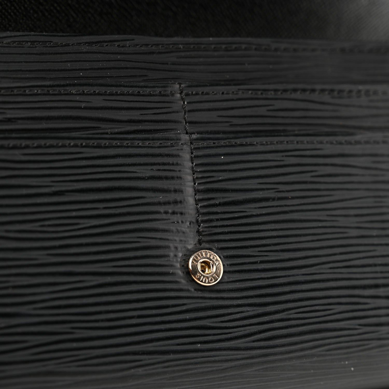 Louis Vuitton Epi Sarah Wallet NM Black 7 of 10