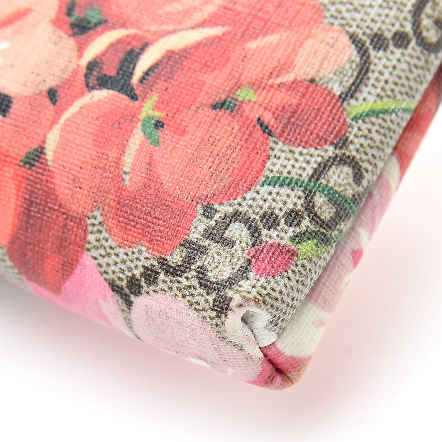 GG Supreme Monogram Blooms Pouch Beige Multicolor Dry Rose