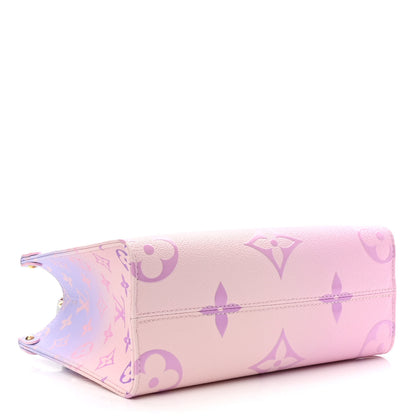 Louis Vuitton Monogram Giant Spring In The City Onthego PM Sunrise Pastel 4 of 9