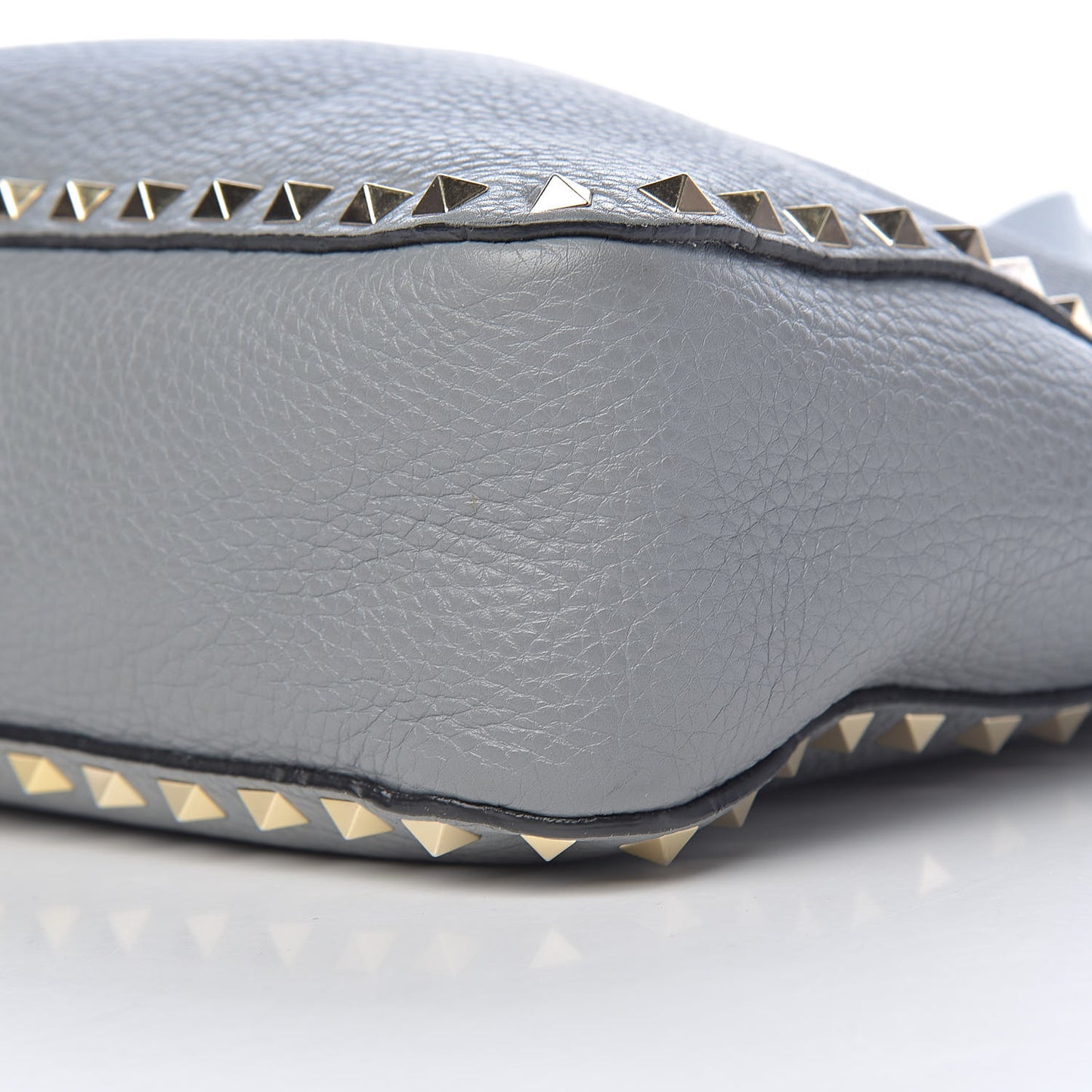 Pebbled Calfskin Small Rockstud Flip-Lock Messenger Bag Light Stone