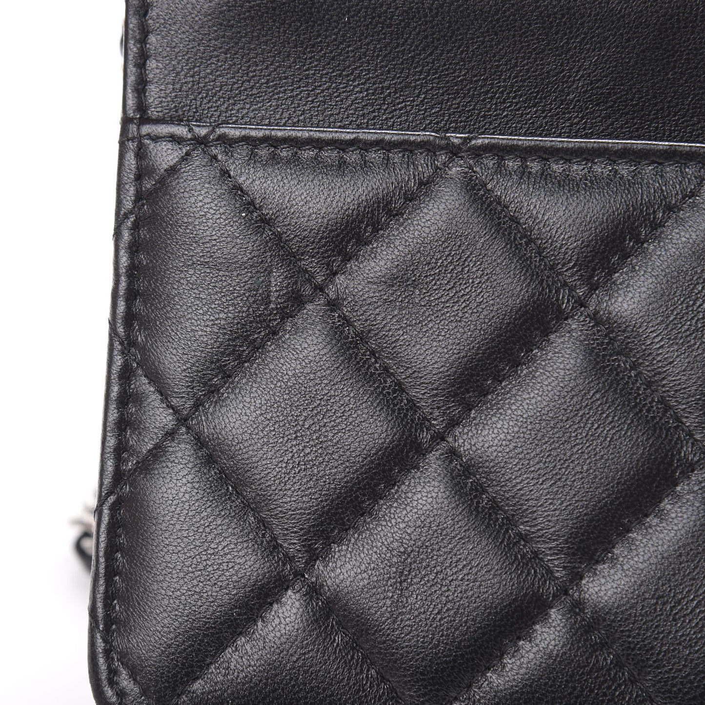 Lambskin Quilted Wallet On Chain WOC Black