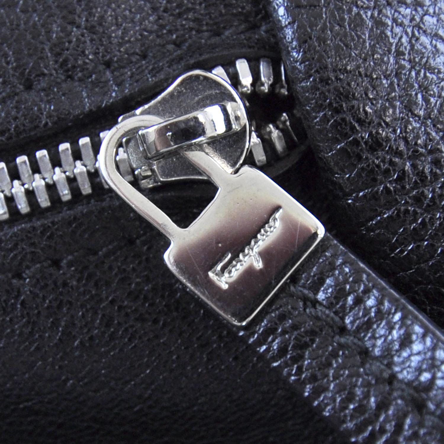 FASHIONPHILE SALVATOREFERRAGAMOLeatherMarisaBlack 10 of 10