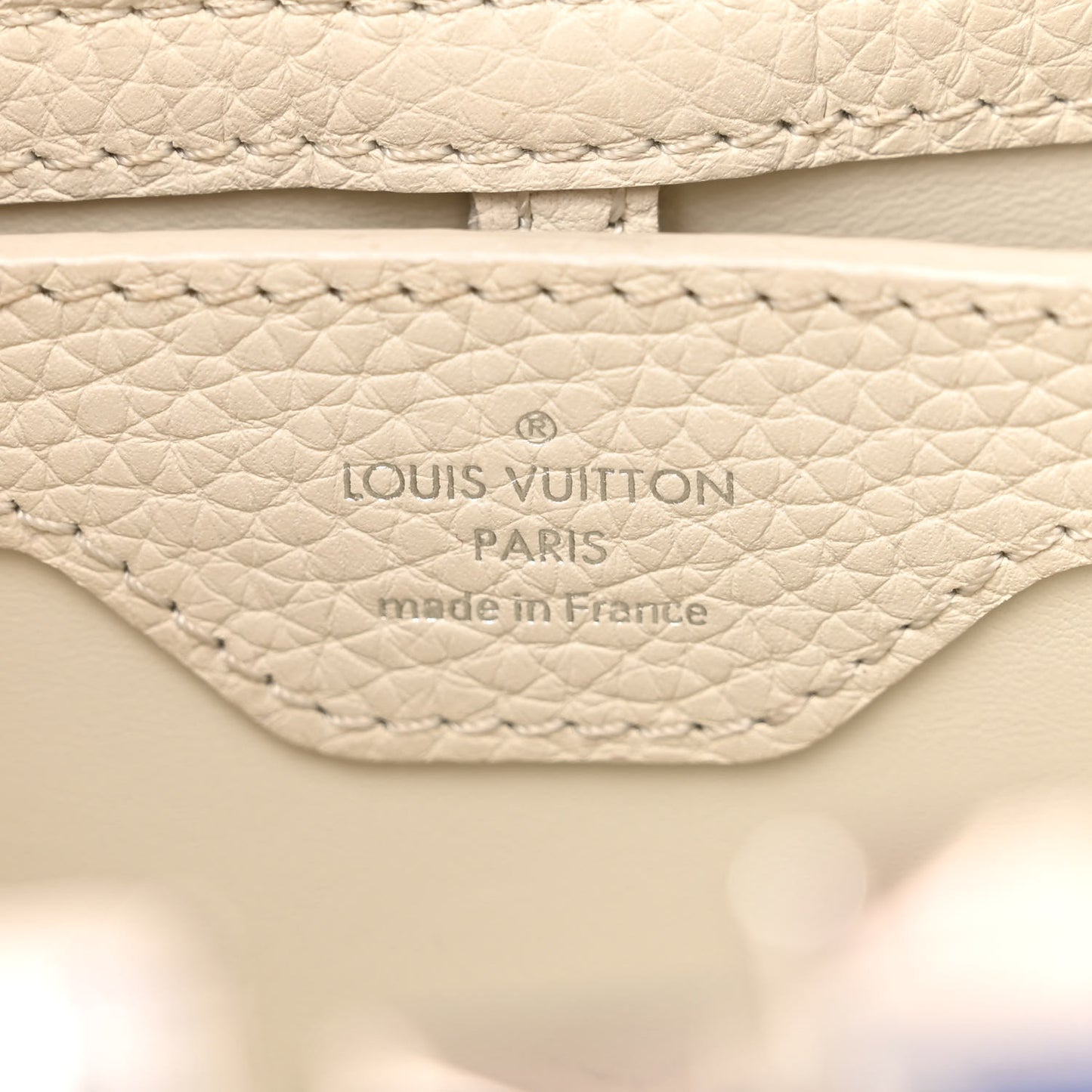 Taurillon Capucines PM Blue White