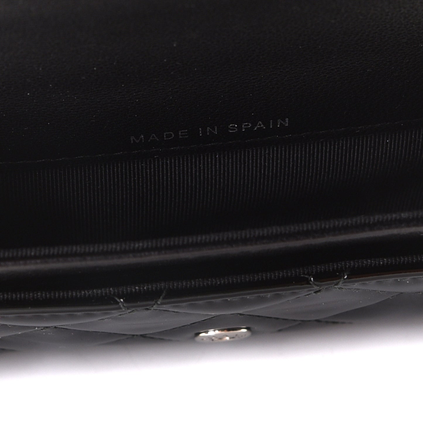 Lambskin Quilted Chanel 19 Card Holder Grey