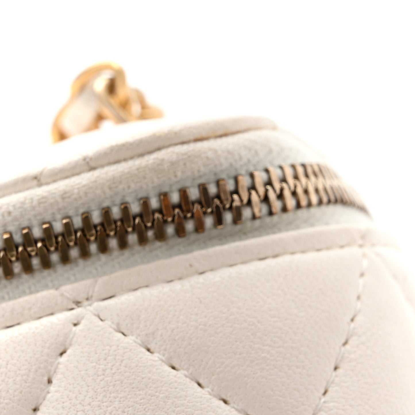 Lambskin Quilted Mini Vanity Case With Chain White