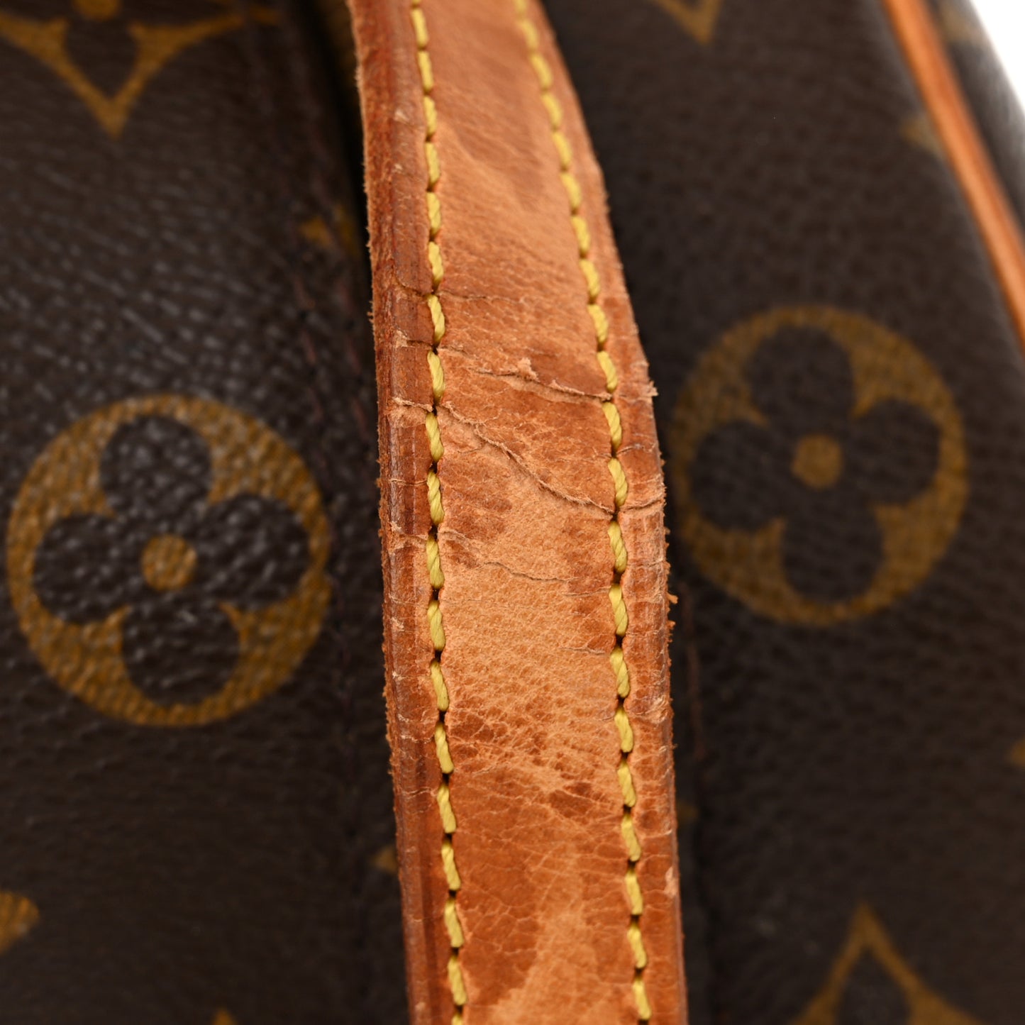 Monogram Blois