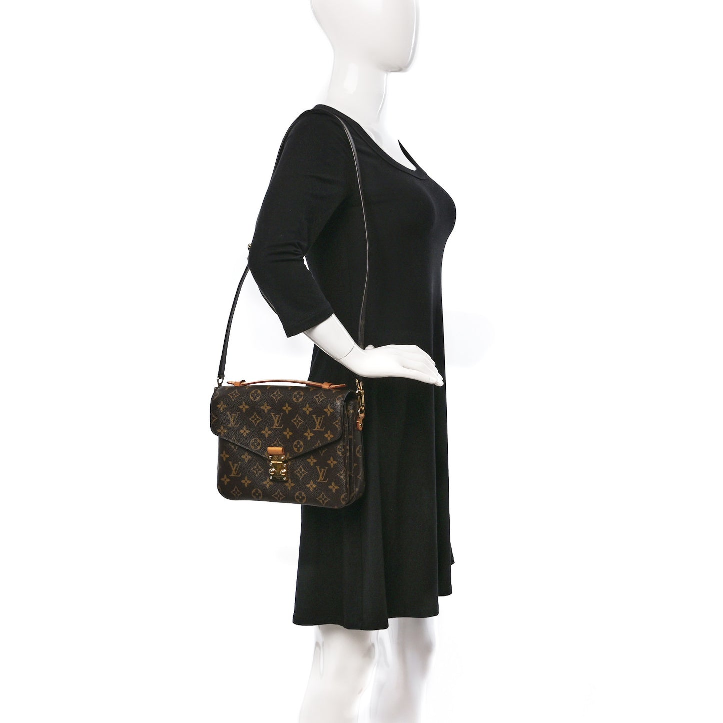 Monogram Pochette Metis