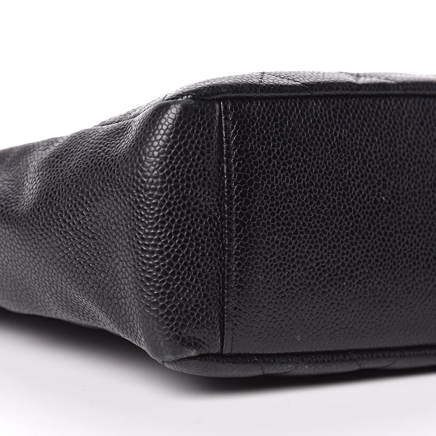 Caviar Quilted Petit Shopping Tote PST Black