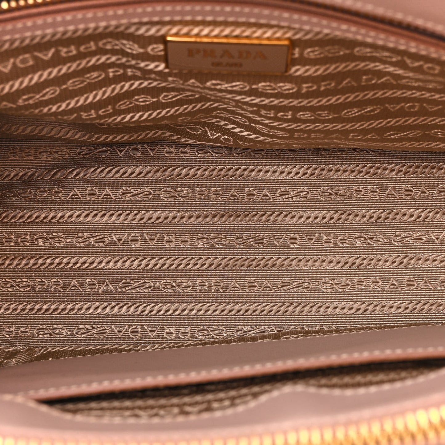 Saffiano Small Galleria Double Zip Tote Cammeo